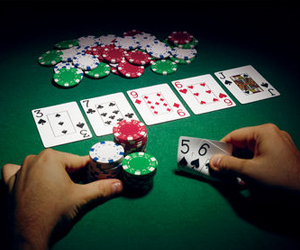 Waving the white flag: When to fold playing poker | Poker Strategy from bestonlinesportsbooks.com